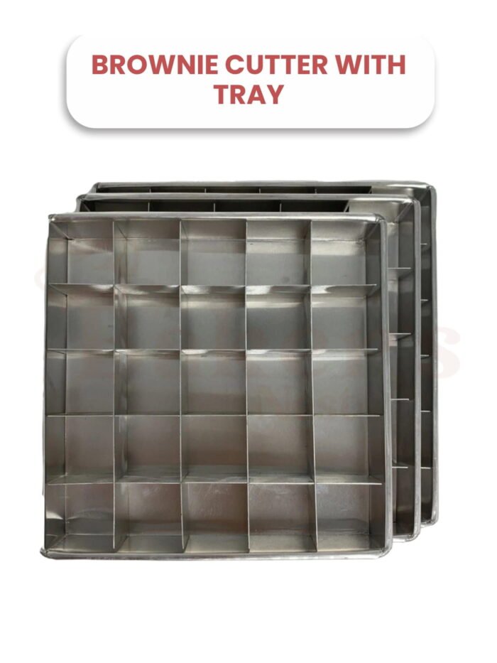 Brownie Cutters with Tray